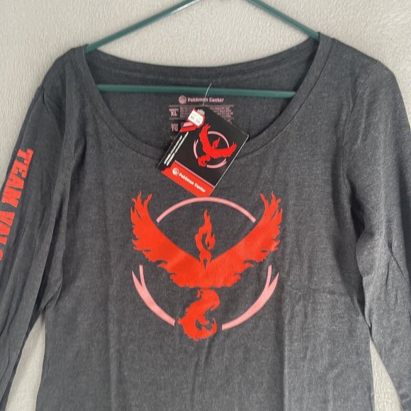 Pokemon Center Team Valor Shirt Womens XL Long Sleeve Discontinued RARE Collect - Picture 4 of 14